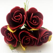 Розы бордовые с бумажными листиками